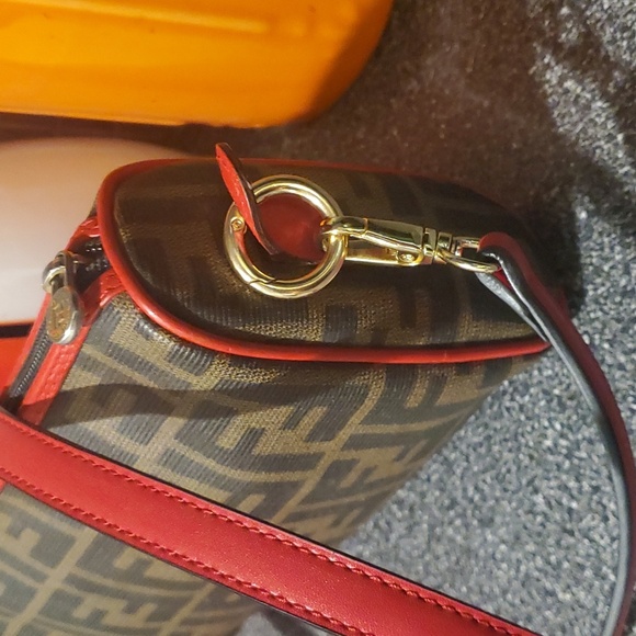 Fendi Bag - Picture 6 of 15